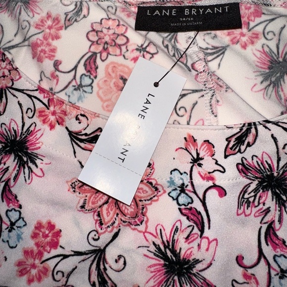 NWT Lane Bryant Pink Floral Blouse 14/16 Flowy Stretch Top V-Neck Plus Size - Picture 5 of 8